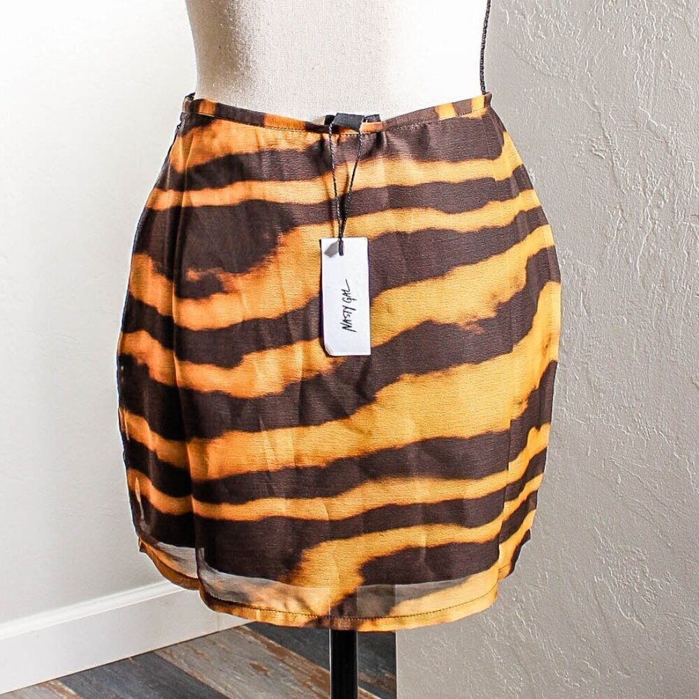 Nasty Girl Animal Print Micro Mini Skirt - Size 4 - NWT - Picture 3 of 5